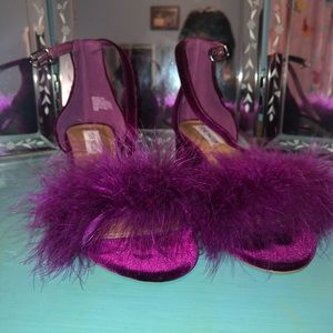 Steve Madden 8.5 Feather Heels